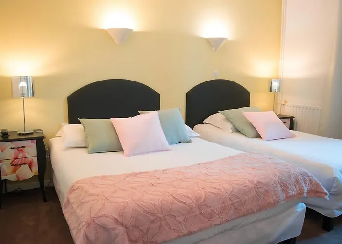 Hotel Le Pavillon De Aubin 3*