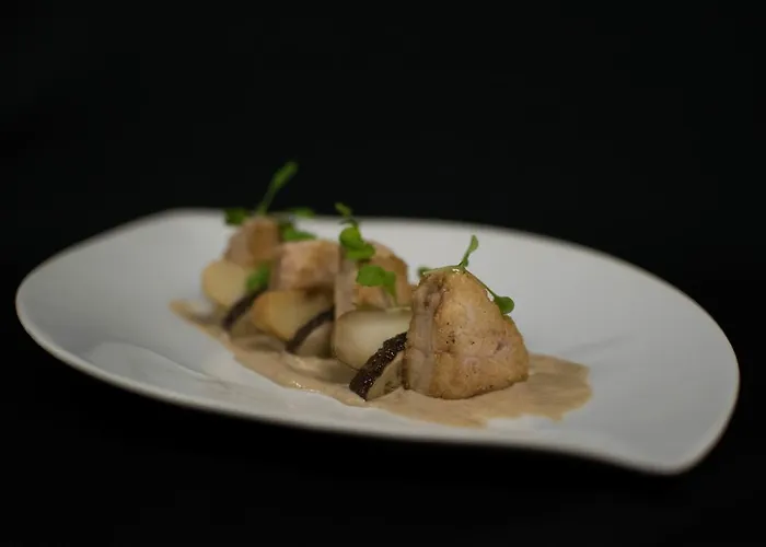 Hotel Le Pavillon De Aubin 3*