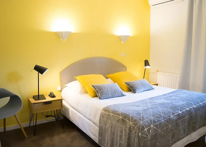 Hotel Le Pavillon De Aubin