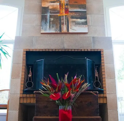 Hotel Le Pavillon De Aubin 3*